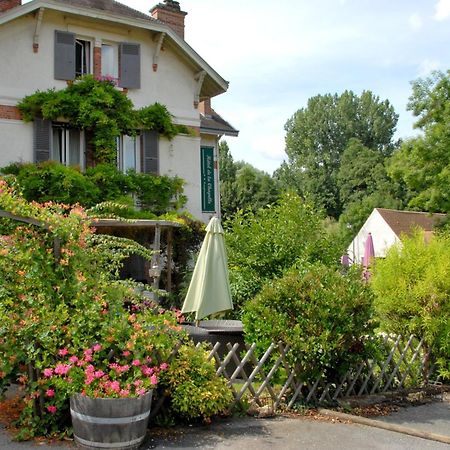 Hôtel De La Chapelle Milon-la-Chapelle Buitenkant foto